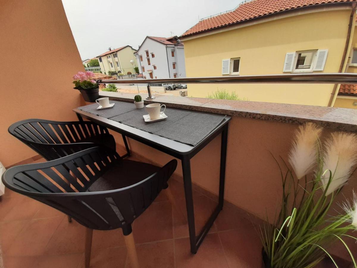 Apartment Rose Малинска Экстерьер фото