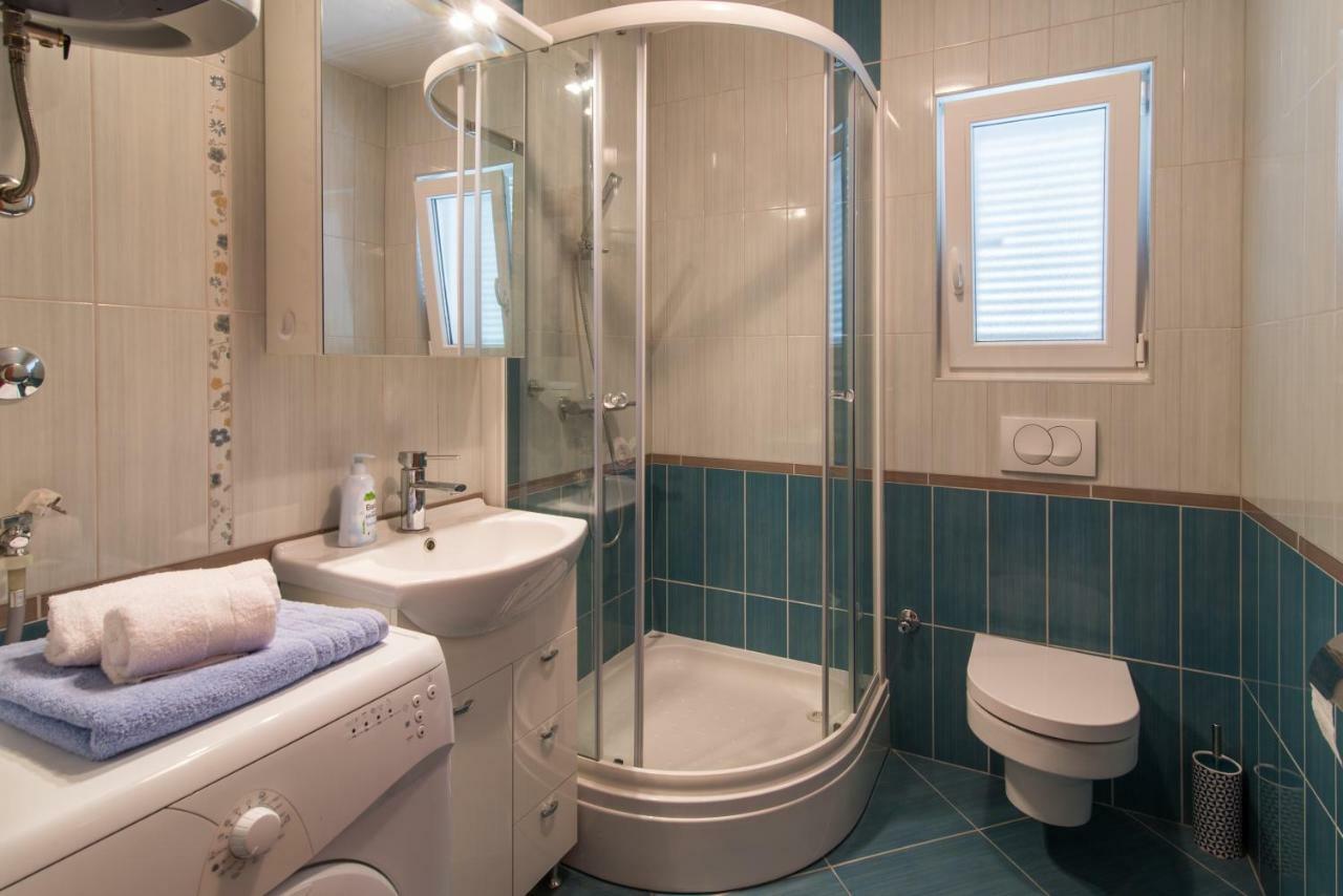 Apartment Rose Малинска Экстерьер фото